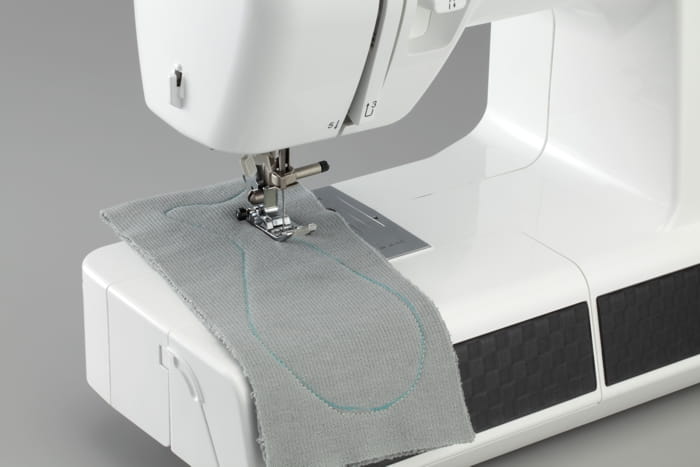 Brother_HF37_dzianina.jpg